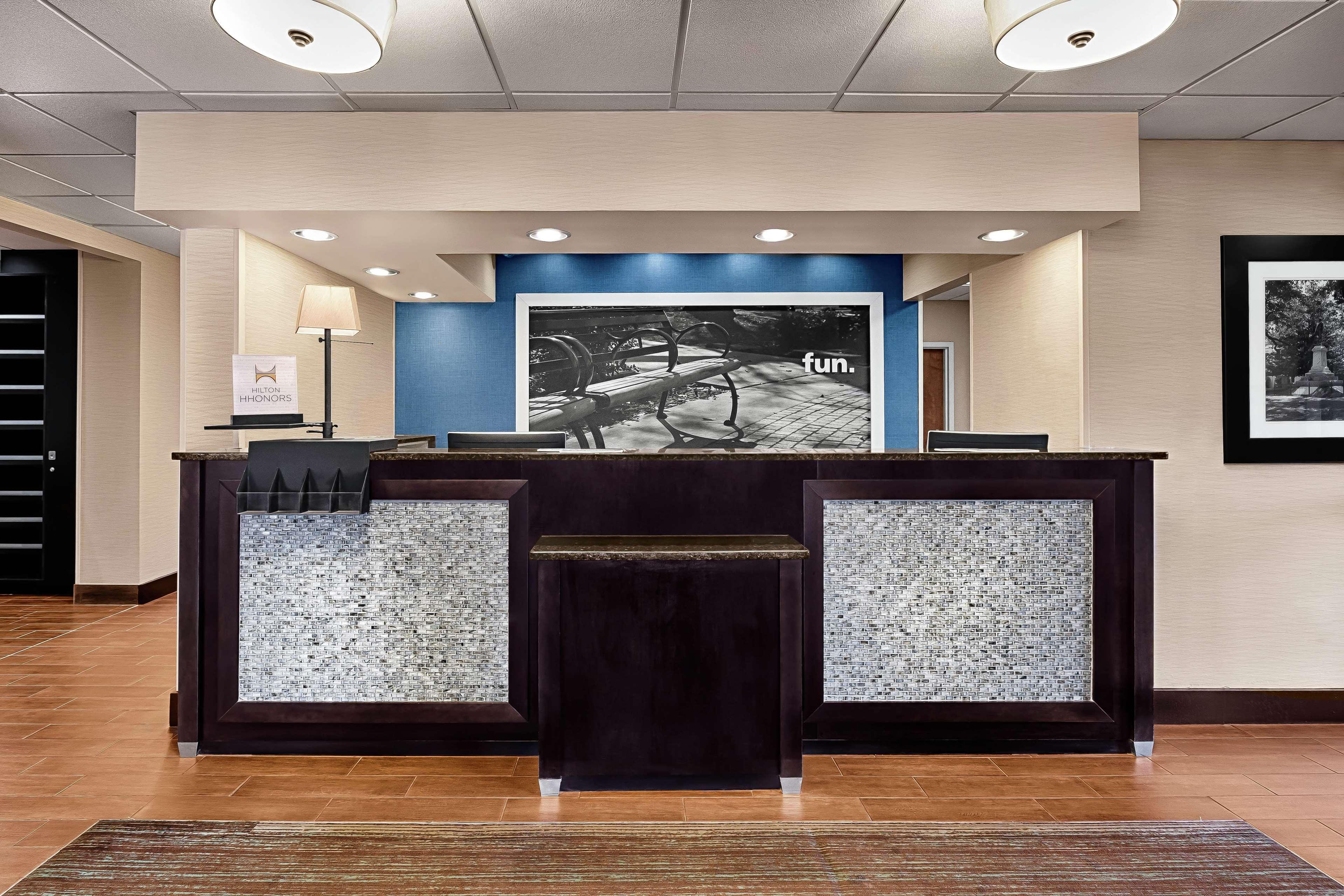 Hampton Inn Morganton Extérieur photo